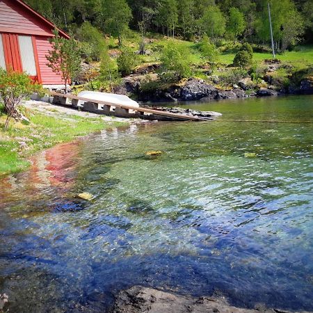 Holtarheim, Holidayhouse, Boat Included Eikefjord Exterior photo